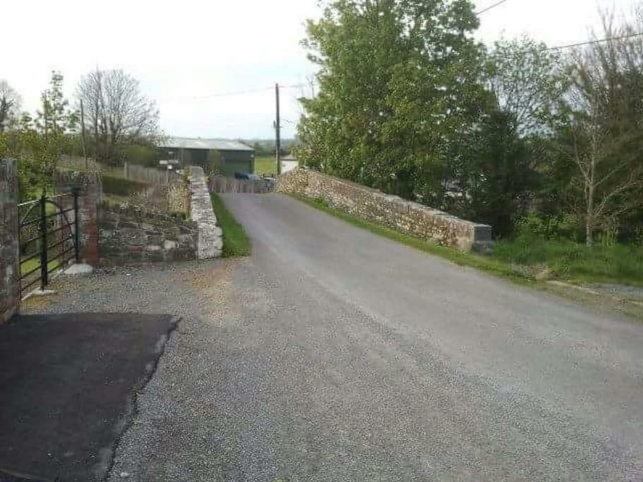 Villa Relaxing Break At Coshel View à Foyle Bridge Extérieur photo
